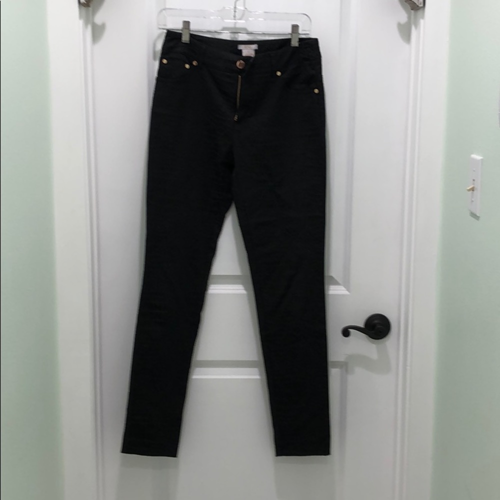 Gator embossed black skinny jeans-style pants